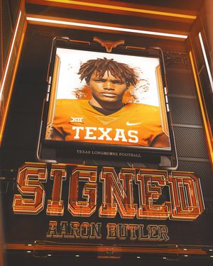 Image post by @texasfootball on Instagram