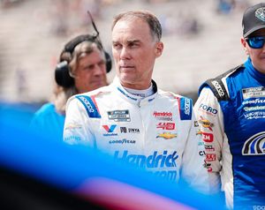 Image post by @teamhendrick on Instagram