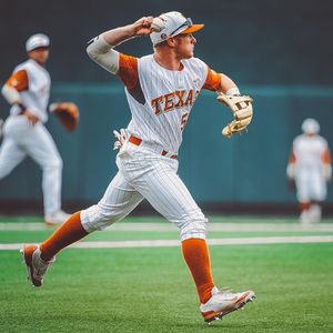 Image post by @texasbaseball on Instagram
