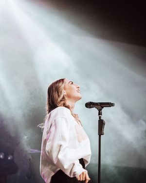 Image post by @theyoungescape on Instagram