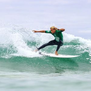 Image post by @wsl.qs on Instagram