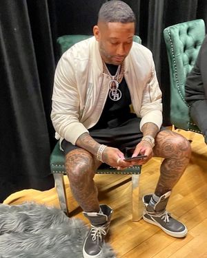 Image post by @mainohustlehard on Instagram