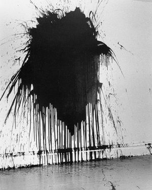 Image post by @drawingcenter on Instagram