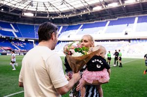 Image post by @allie_long_ on Instagram