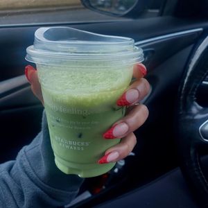 Image post by @blackgirlsinstarbucks on Instagram