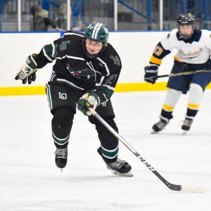Image post by @lakeorion_varsityhockey on Instagram