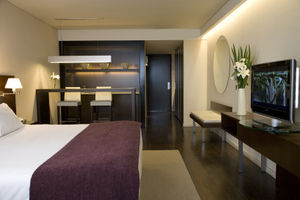 Image post by @hotelmadero on Instagram