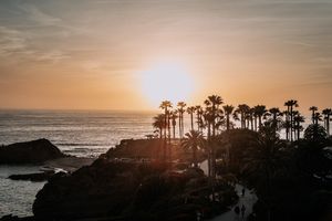 Image post by @montagelaguna on Instagram
