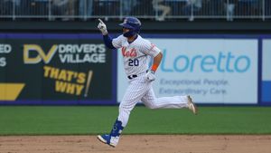 Image post by @syracusemets on Instagram