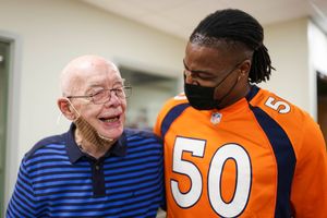 Image post by @broncosofffield on Instagram