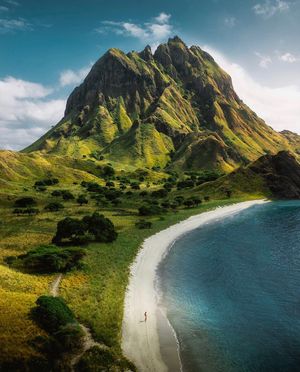 Image post by @dronepals on Instagram