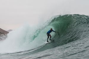Image post by @wsl.qs on Instagram
