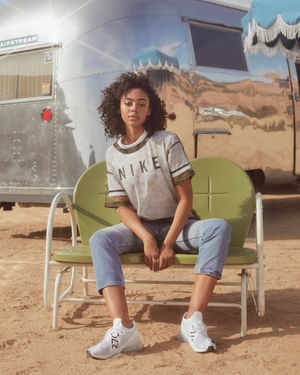 Image post by @nikela on Instagram