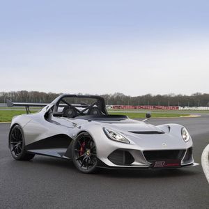 Image post by @lotuscars on Instagram