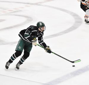 Image post by @lakeorion_varsityhockey on Instagram