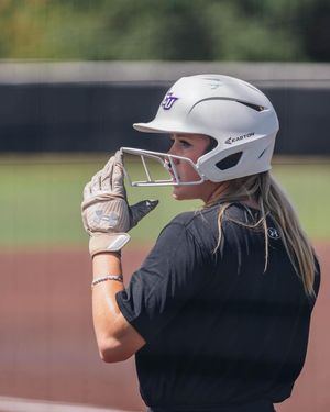 Image post by @acu_softball on Instagram