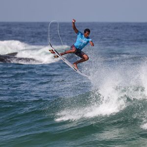 Image post by @wsl.qs on Instagram