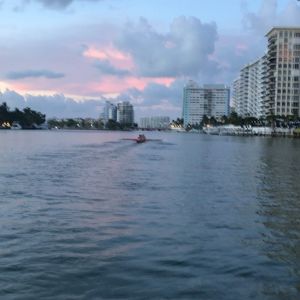 Image post by @canesrowing on Instagram