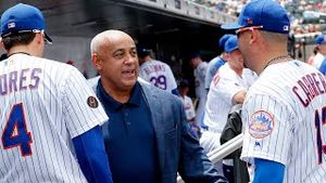 Video post by @nypostsports on YouTube