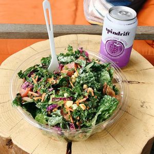 Image post by @drinkspindrift on Instagram