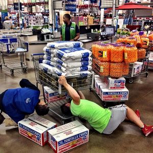 Image post by @dudeperfect on Instagram