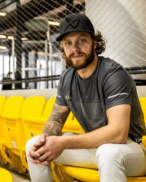 Image post by @bauerhockey on Instagram