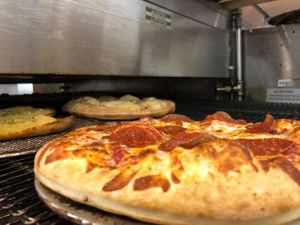 Image post by @ParrysPizzaJohnstown on Facebook
