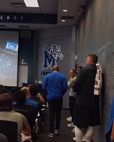 Video post by @MemphisFB on Twitter