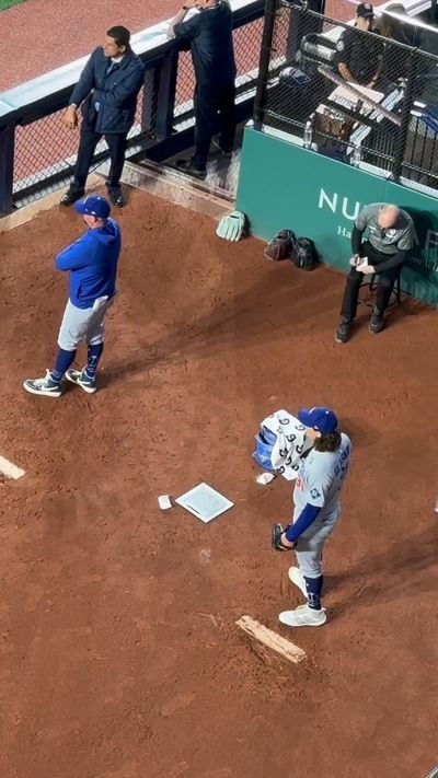 Video post by @theScore on Facebook
