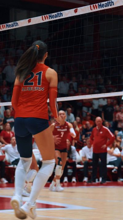 Video post by @B1GVolleyball on Twitter