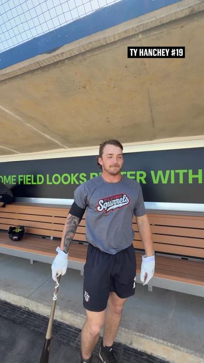 Video post by @gosquirrels on Instagram