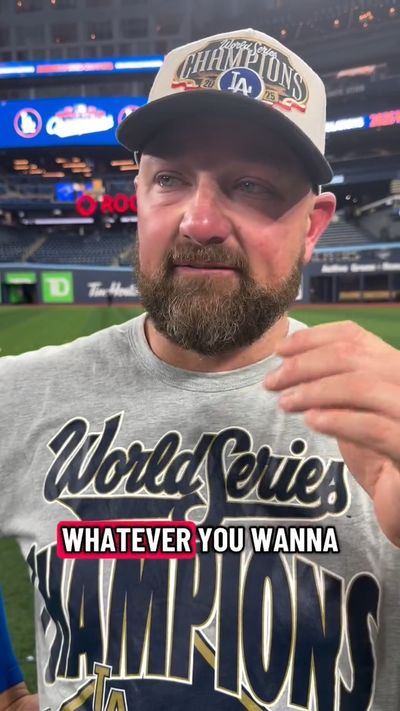 Video post by @theScore on Facebook