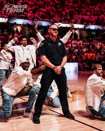 Video post by @cavsscreamteam on Instagram