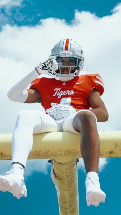 Video post by @zethanpostedthat on Instagram