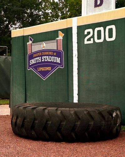 Video post by @lipscomb_sb on Instagram