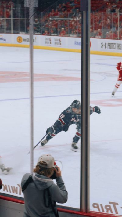 Video post by @B1GHockey on Twitter/X