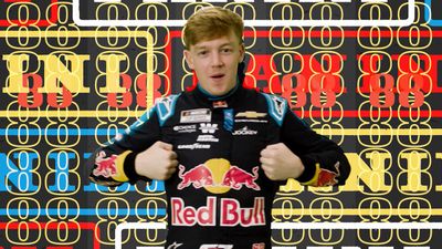 Video post by @PaniniAmerica on Twitter