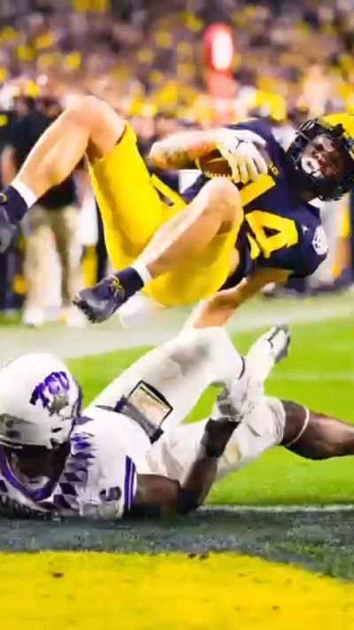 Video post by @ariannagrainey on Instagram