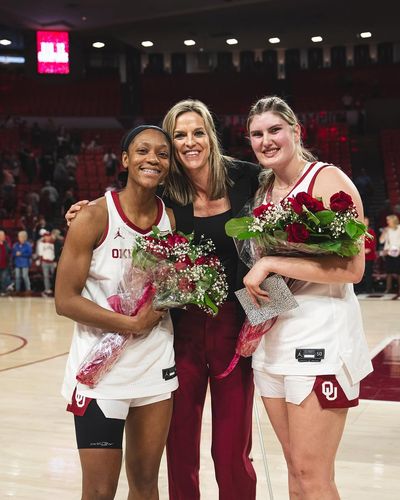 Image post by @ou_wbball on Instagram