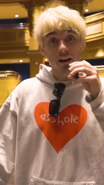 Video post by @brooklynparamount on Instagram