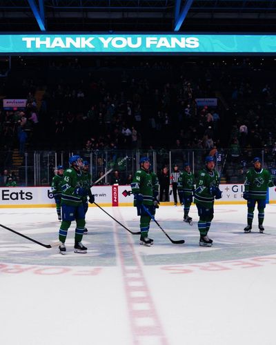 Video post by @abbycanucks on Twitter