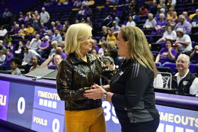 Image post by @TroyTrojansWBB on Twitter