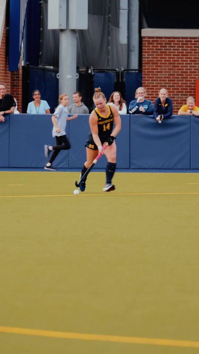 Video post by @B1GFieldHockey on Twitter