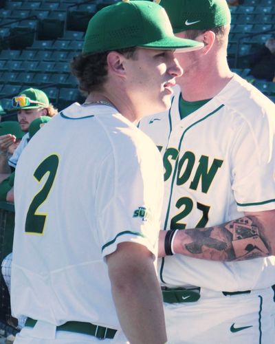 Video post by @NDSUbaseball on Twitter