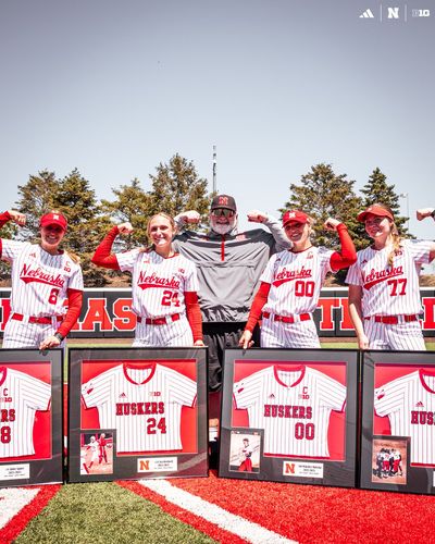 Image post by @HuskerSoftball on Twitter