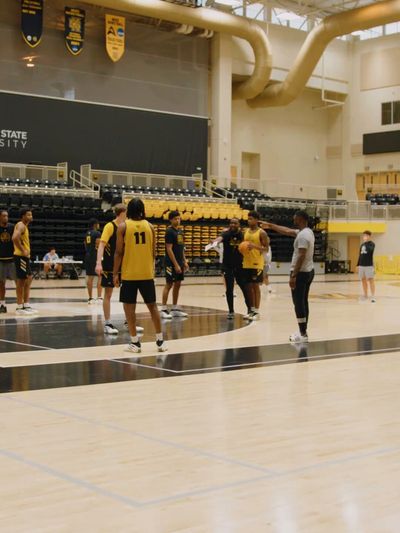 Video post by @KSUOWLSMBB on Twitter