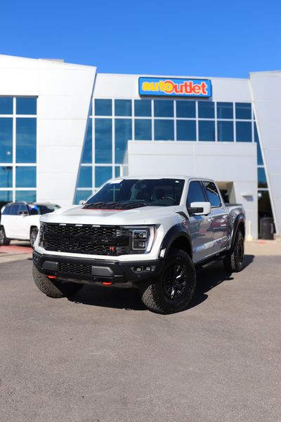 Video post by @PaulMillerAutoOutlet on Facebook