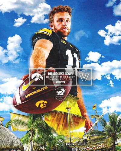 Image post by @HawkeyeFootball on Twitter