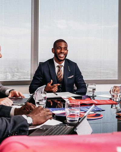 Image post by @moveinsoles on Instagram