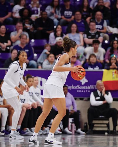 Video post by @tcuwbb on Twitter